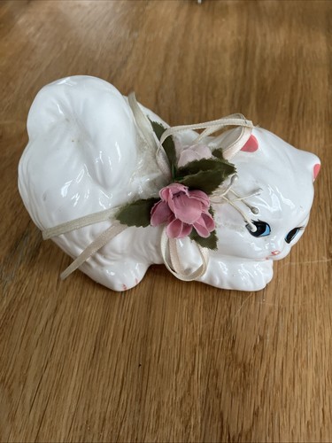 Vintage white cat kitten - white,