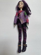 Disney Descendants Signature Mal Isle of The Lost Fashion Doll Hasbro 2014 