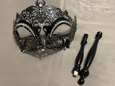 Filigree Mask with Stick