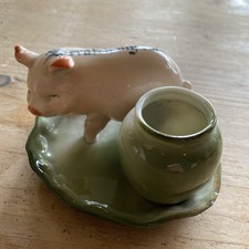 FAIRING PIG SCRATCH MY BACK