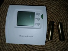 Honeywell DT2 Digital Room Wall Thermostat - White