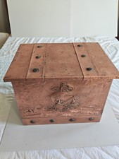 Antique (Vintage)  Copper Log or Coal Box with Original Lining