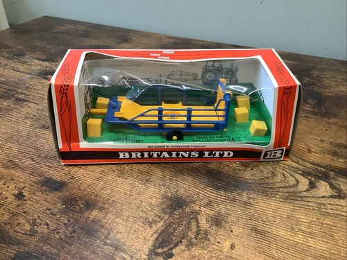 Britains 9557 bale - britains, sledge