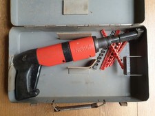 Hilti DX400 Cordless Nail Gun