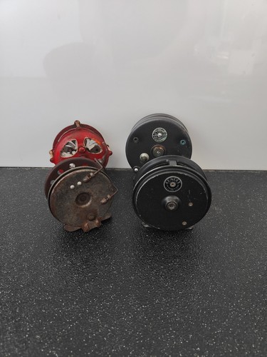 Vintage fishing reels - 4, –