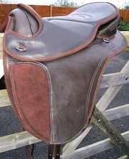 Adult 17" Treeless Saddle