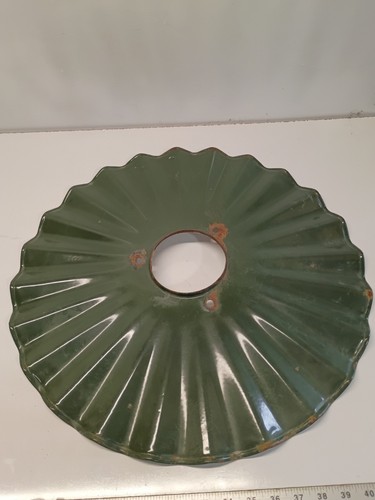 Vintage green porcelain radial - vintage,
