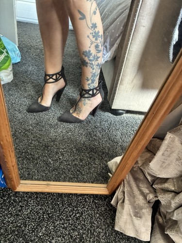 Beautiful black stilettos - beautiful, size