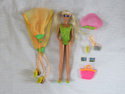 Travel fun sindy doll with - fun,