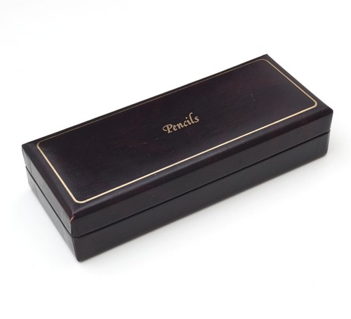 Vintage pencils box artist - vintage,
