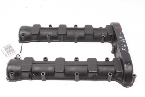 Cylinder head cover valve