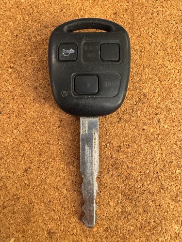 Genuine toyota button remote - toyota, 3
