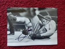 JOE BUGNER  V  LARRY MIDDLETON  - BOXERS  - AUTOGRAPHED PRESS PHOTO