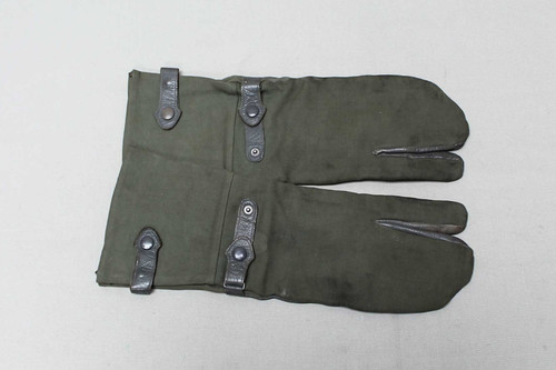Ww2 german motorcycle gloves - german,