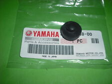 Yamaha XT600 XT 43F TT600 TT350 TT 36A 59X 3SW Side Cover Rubber / Exhaust