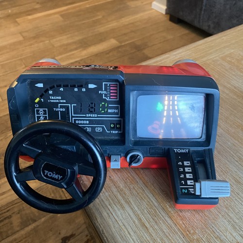 Fully working tomy racing - tomy,