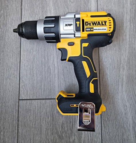 Mint condition dewalt dcd996 - mint,