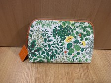 Laura Ashley Living Wall Multi