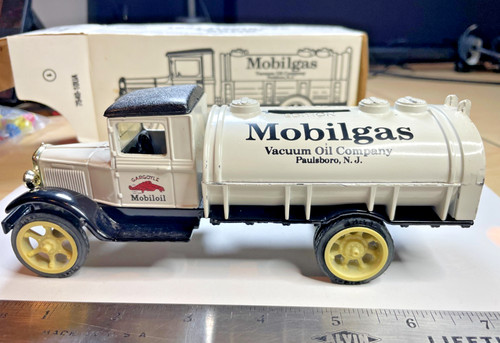 Ertl 1931 hawkeye tanker bank - hawkeye,
