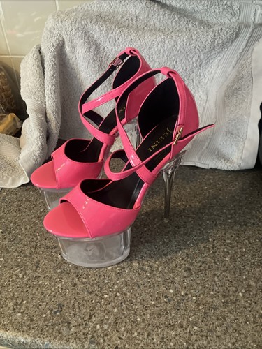 Pole dancing platform - pole,