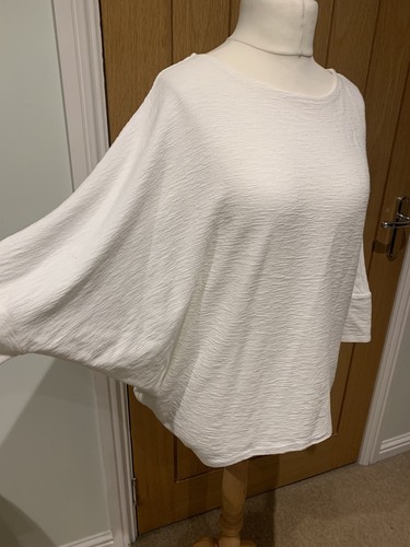 NINA.LEONARD.WHITE.COMFORT.BAT