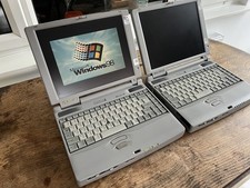 TOSHIBA TECRA 520 CDT LAPTOP VINTAGE x2 