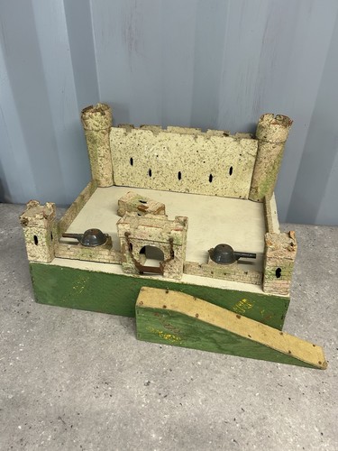 Vintage triang wood - triang,