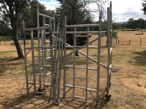 Scaffold tower - scaffold,