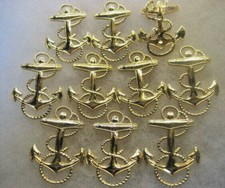 /US NAVY Cap Badge 15 Badges