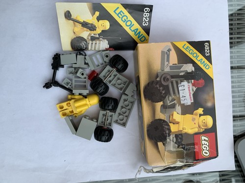 Classic vintage legoland space - classic,