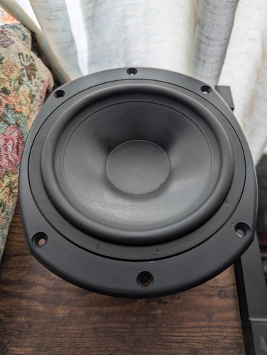 Tannoy reveal studio - reveal, 6p