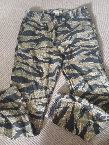 Womens camouflage trousers - camouflage,
