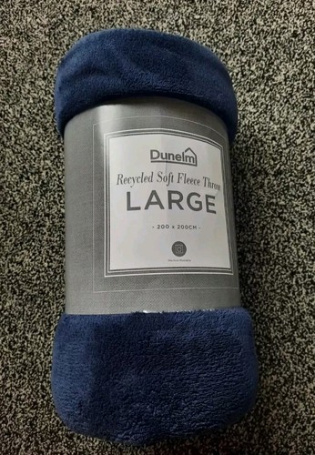 Dunelm large soft - large, fleece