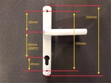 Accado Sprung Loaded Door