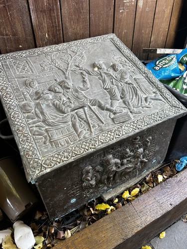Antique brass embossed - embossed, box