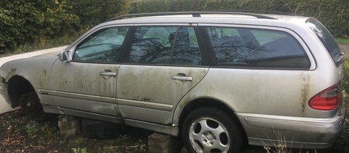 Breaking mercedes e240 - mercedes,