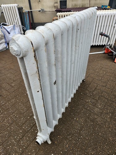 Cast iron radiators - iron, high