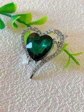 Green Heart Rhinestone Brooch – Sparkly Crystal Pin Alloy Jewelry Gift