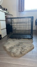 Metal Dog Crate with Black Plastic Tray