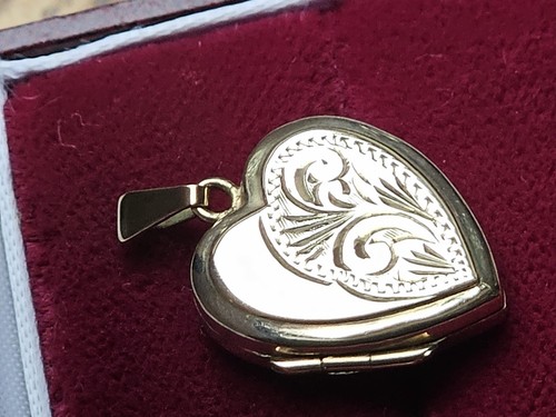 Fab vintage 9ct solid - fab,