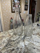 Vtg Embossed Slug Plt Milk