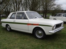 PHOTO  AN IMMACULATE 1968 FORD