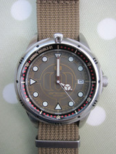 ANIMAL WATCH DOUBLE-01 ALSO