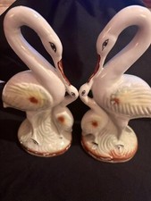Vintage Pair Of Ceramic Swans With Cygnet 9”