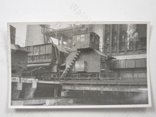 Electric locomotive east - electric,