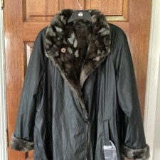 Ladies BASLER Knee Length Fur lined Coat, Grey Size 36 UK 12