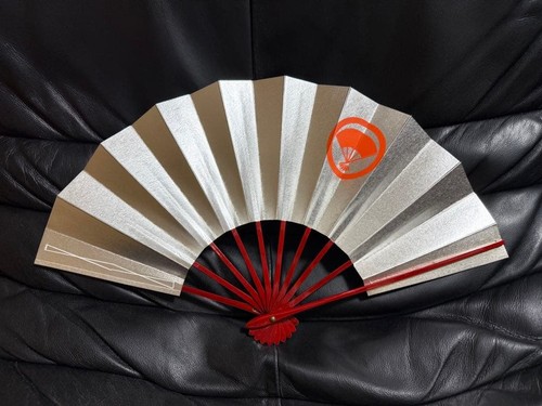 Fan silver crest - silver, 29cm