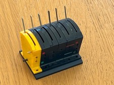 OO Triang  Hornby 5 xR044 & 1 x R046 lever switches on RT144 lever frame base.