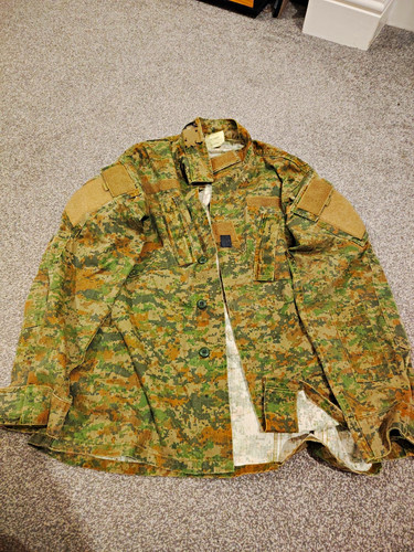 Plat tac - a, shirt