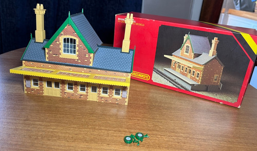 Hornby booking hall - hornby,